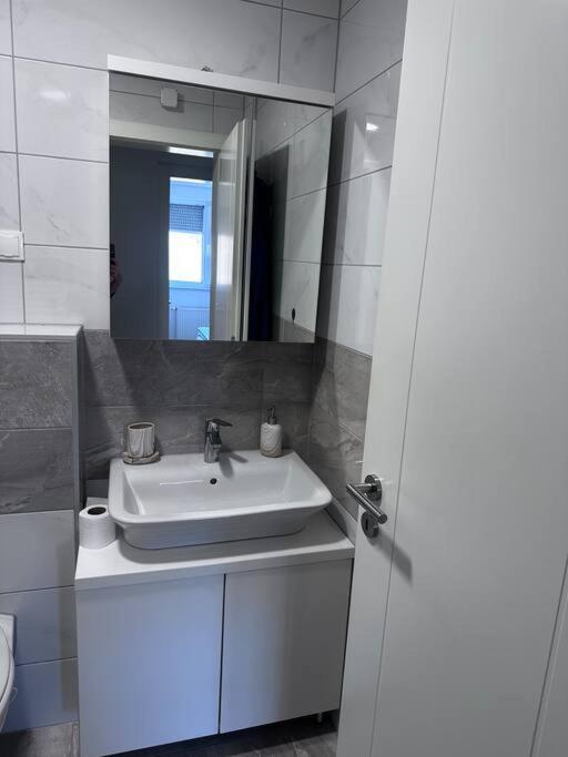 Apartman Pionirska Dolina 사라예보 외부 사진